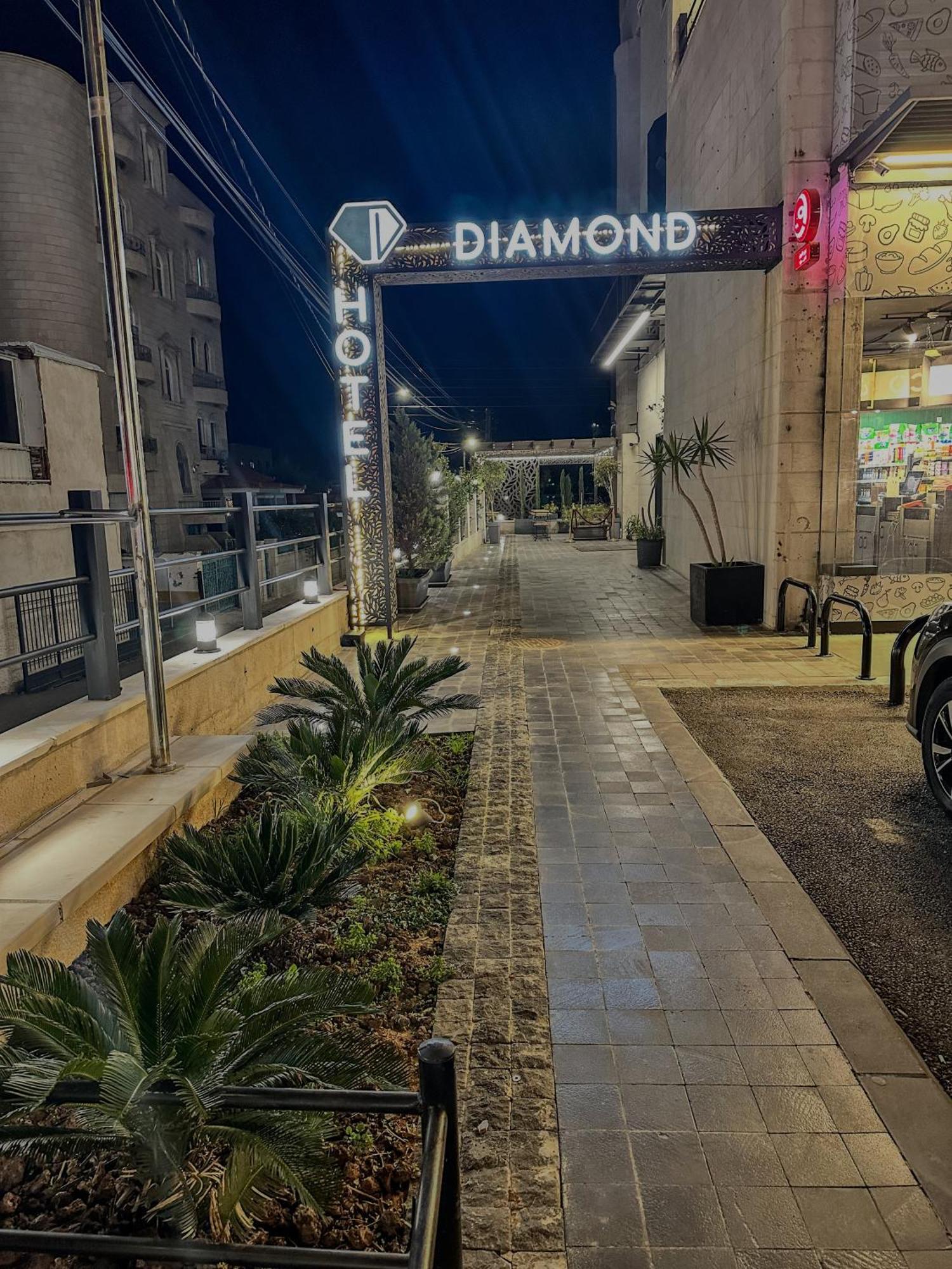 Diamond Hotel Amman Exterior photo